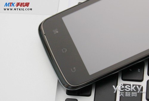 酷派7728 正面