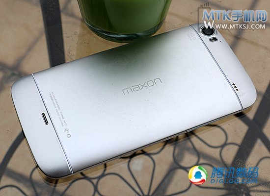 Maxon X3评测：5.7英寸1300万像素的韩系手机