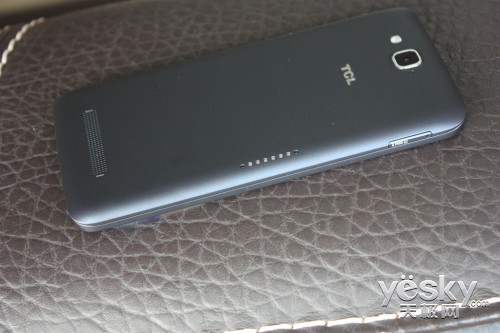 丰富配件+83.4%超高屏占比 TCL Hero N3评测
