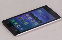 4.7英寸HD屏拍照手机小可乐手机仅599元！
