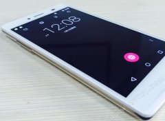 3G运存小哇手机白色款竟然是Android 5.0系统