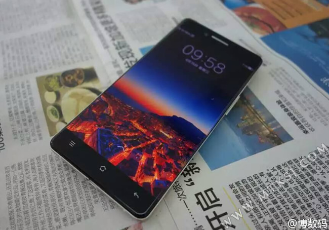 OPPO R7真机谍照