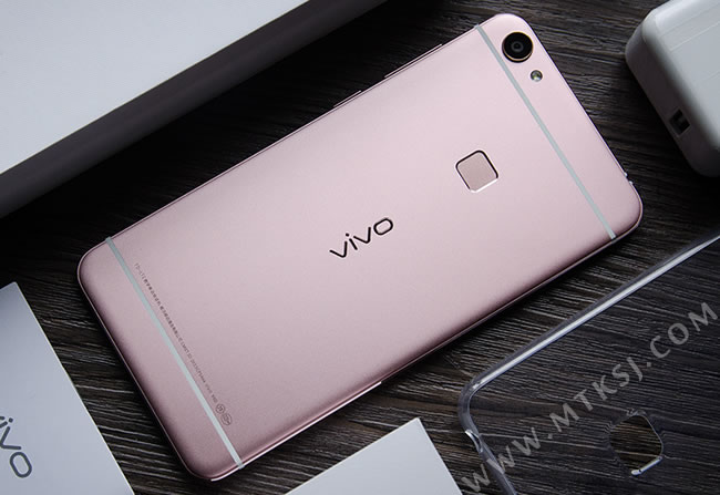 新一代HIFI方案/指纹识别 vivo X6 Plus启动预约