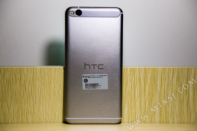 HTC X9