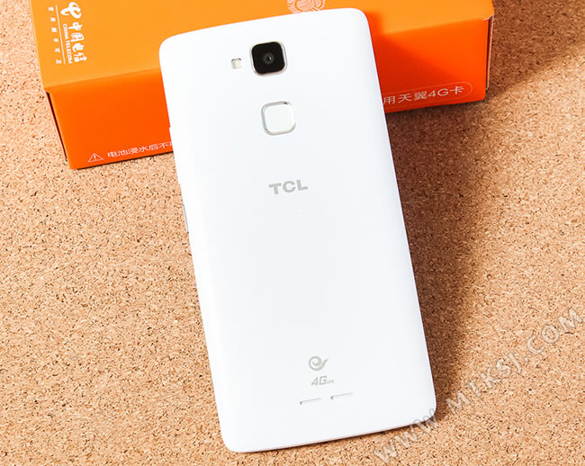 TCL P590L/乐玩2C